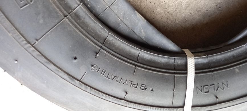 Шина з камерою 5,00-15 триреберна MNT Tyres