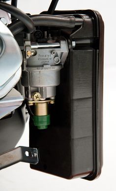 Бензиновый генератор Daewoo GDA-7500Е-3 (6.5 кВт, электростартер, 3-х фазный)