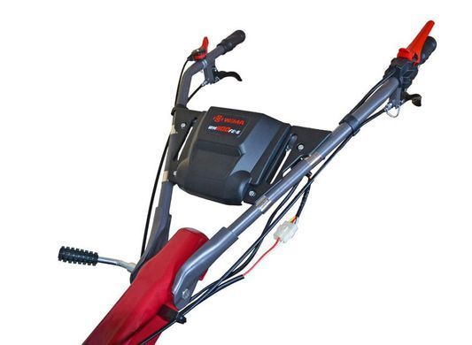 Мотоблок WEIMA DELUXE WM1100FE - 6 КМ (бензин 13 к.с.,ел. старт., КПП 4+2 шв., 4,00-10)